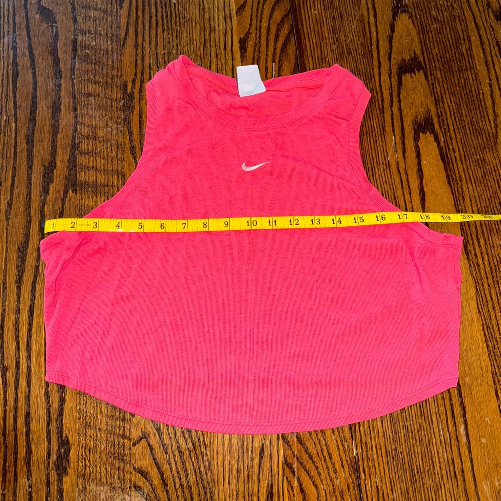 Nike Hot Pink Cropped Tank Top